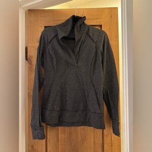 Lululemon top size 8 or 10 not listed